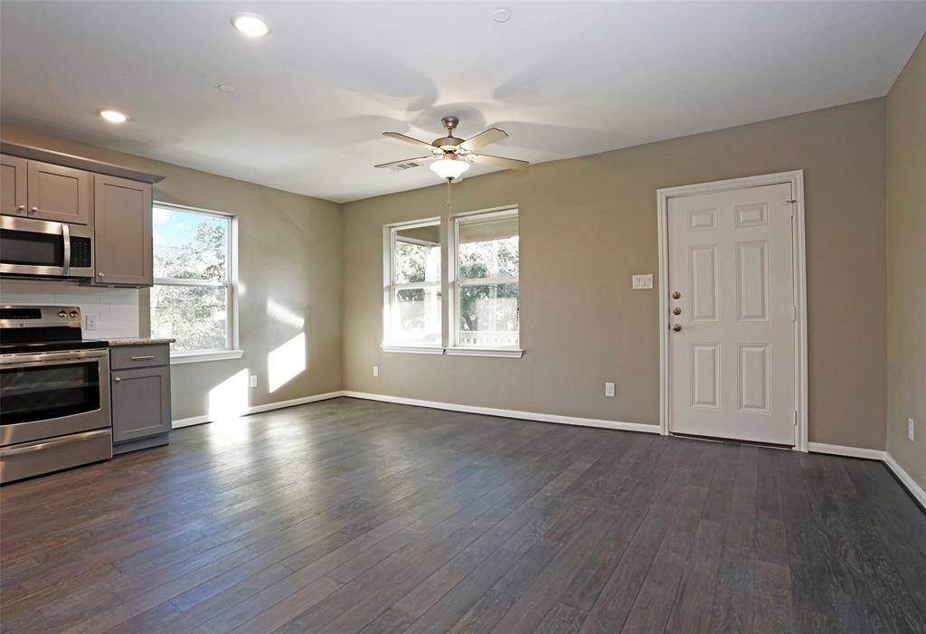 Apartment for rent at 1501 Hawthorne St #1501A, Houston, TX 77006