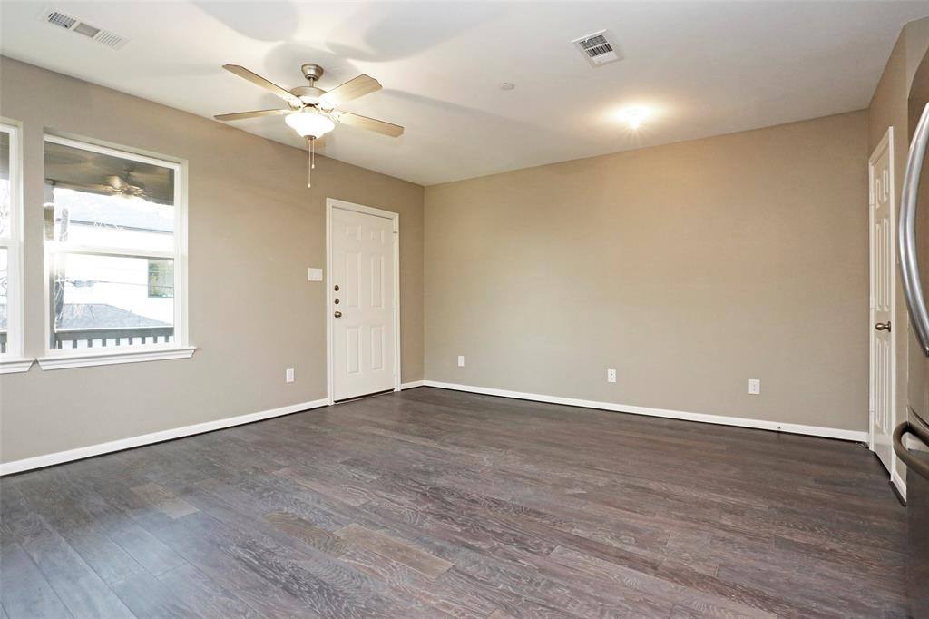 Apartment for rent at 1501 Hawthorne St #1501A, Houston, TX 77006