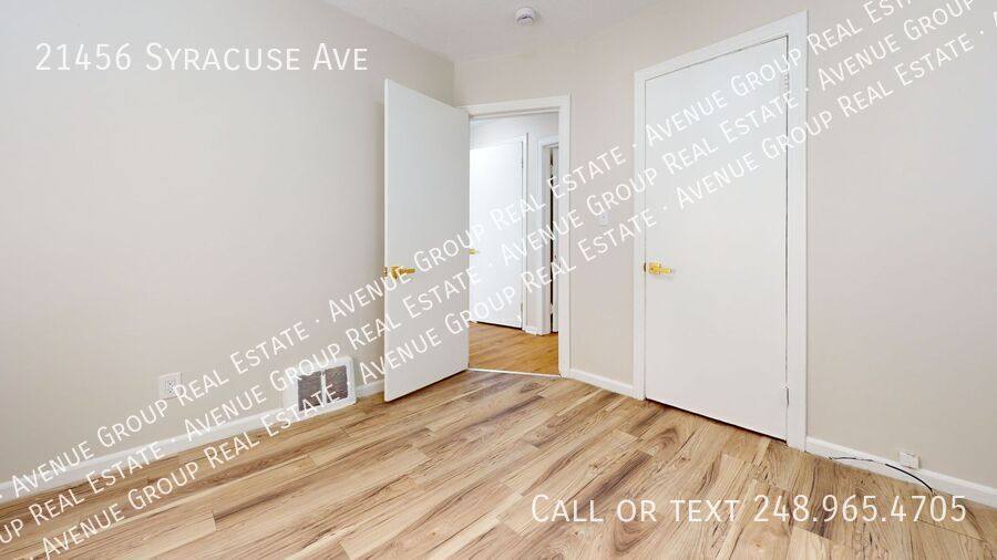 House for rent at 21456 Syracuse Ave, Warren, MI 48091