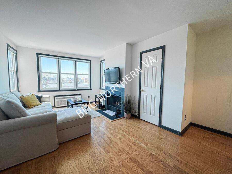 Condo for rent at 3217 Wisconsin Ave NW #3A, Washington, DC 20016