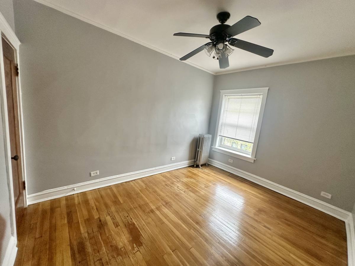 Apartment for rent at 5358 N Winthrop Ave - 3rd, Chicago, IL 60640
