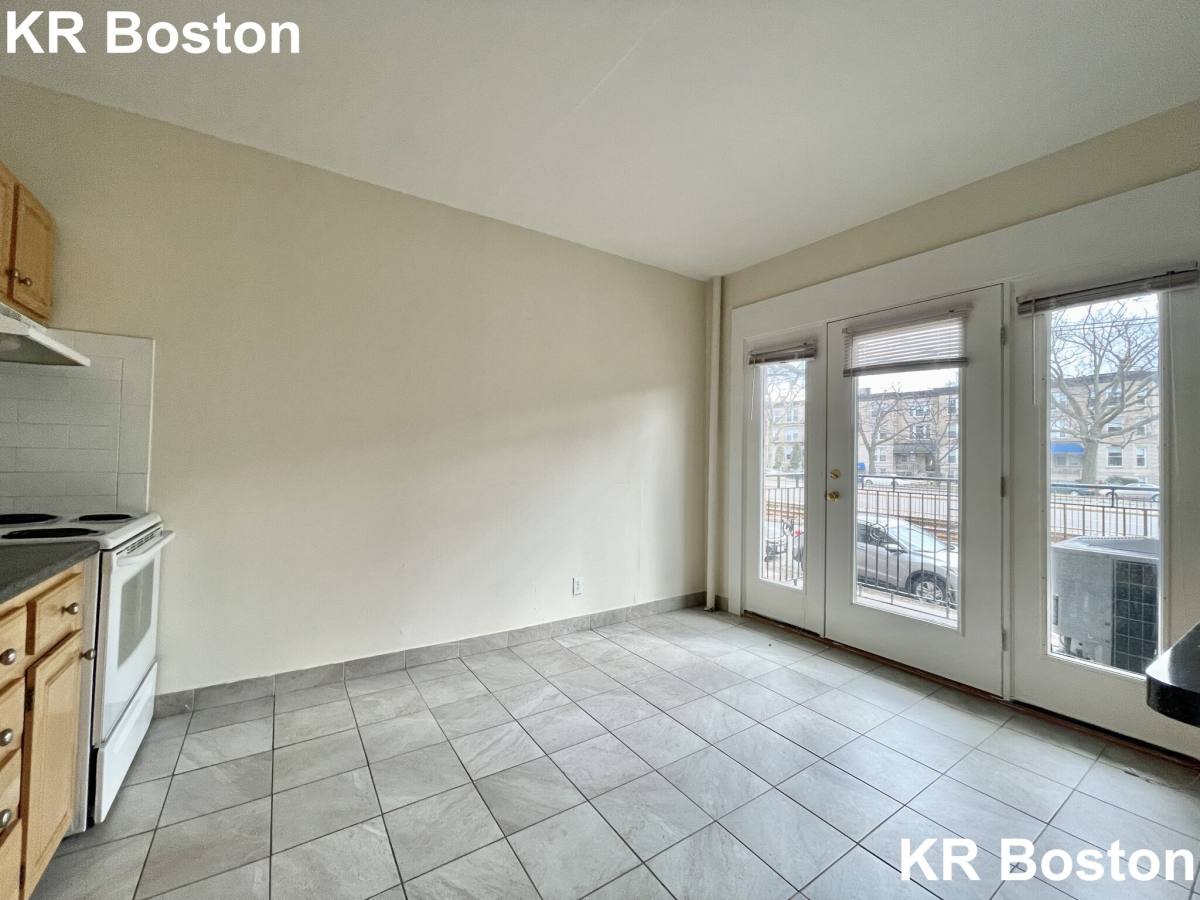 Apartment for rent at 1137 Commonwealth Ave #1, Allston, MA 02134