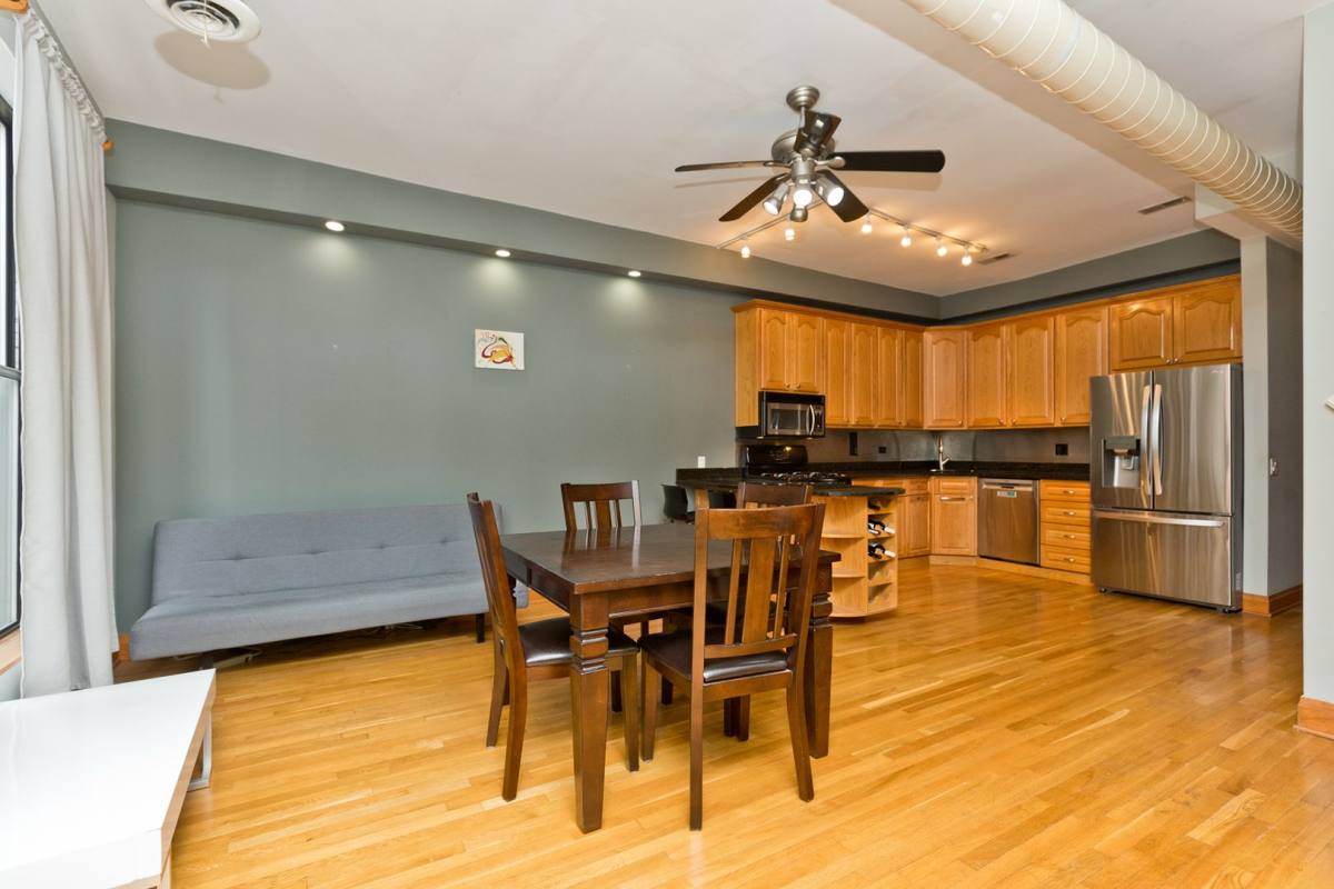Condo for rent at 842 W Adams St #3, Chicago, IL 60607