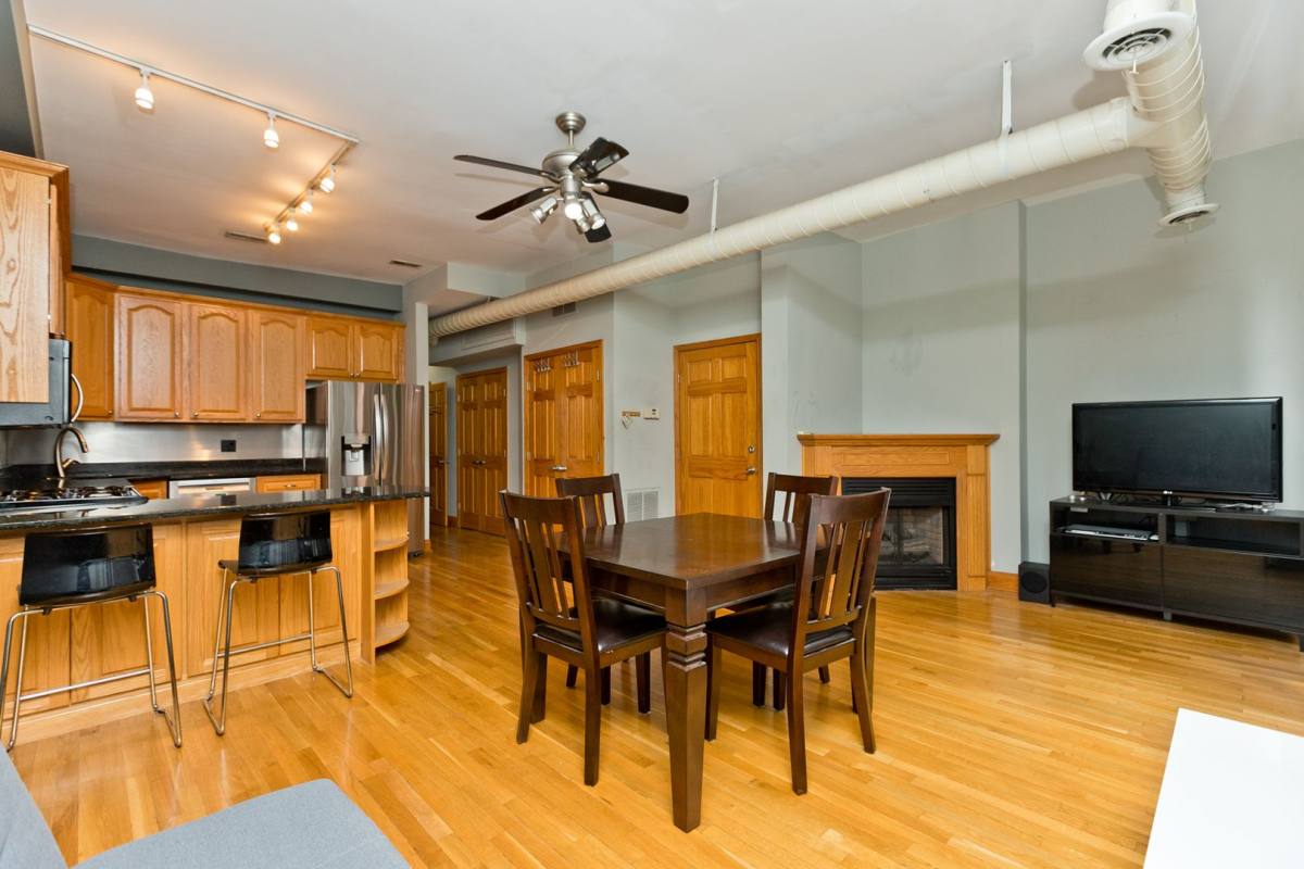 Condo for rent at 842 W Adams St #3, Chicago, IL 60607
