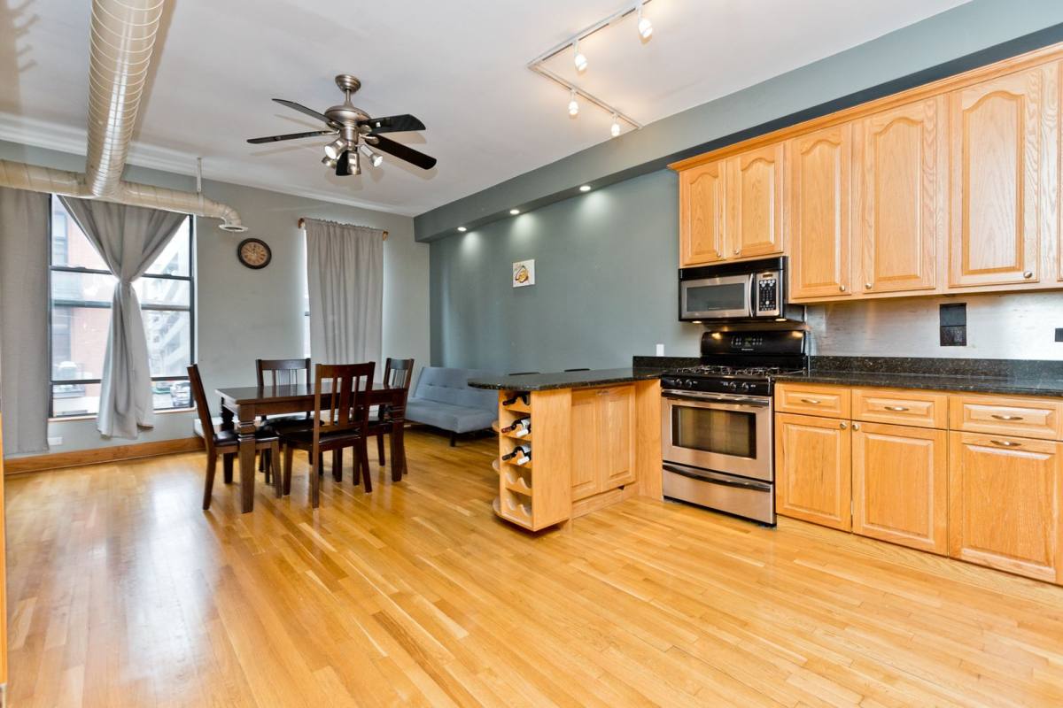 Condo for rent at 842 W Adams St #3, Chicago, IL 60607