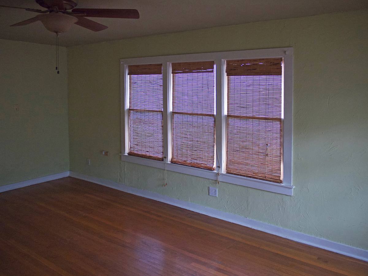 House for rent at 208 N 8th, McAllen, TX 78501