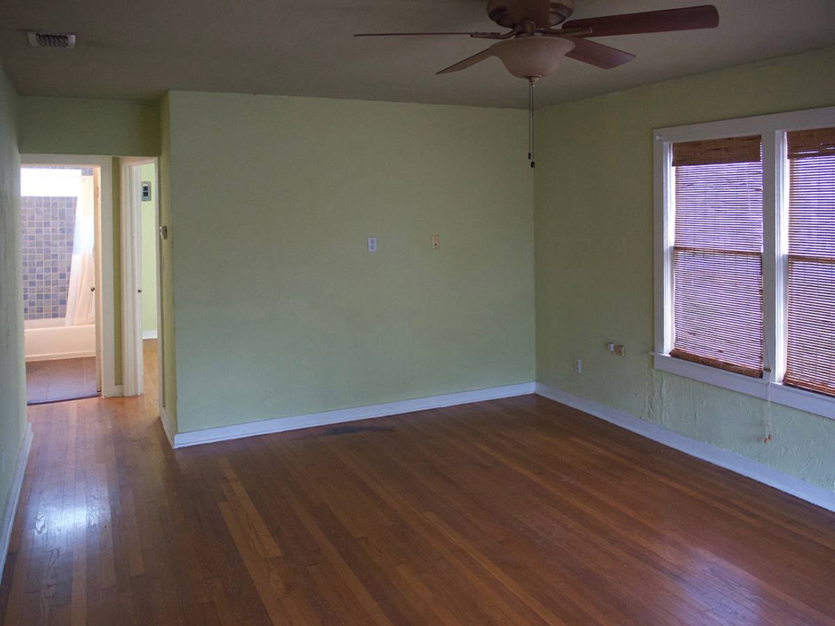 House for rent at 208 N 8th, McAllen, TX 78501