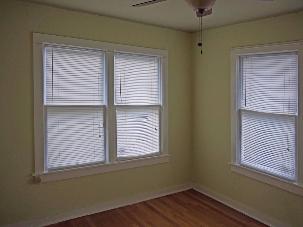 House for rent at 208 N 8th, McAllen, TX 78501