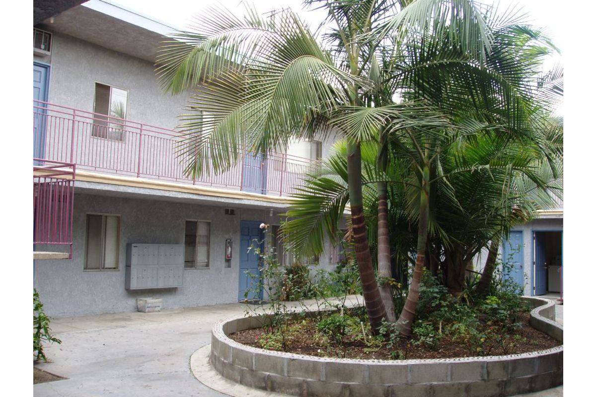 Apartment for rent at 6890 Paramount Blvd #12, Long Beach, CA 90805