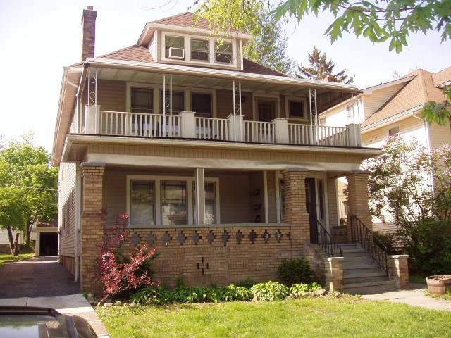Apartment for rent at 3132 Meadowbrook, Cleveland, OH 44118