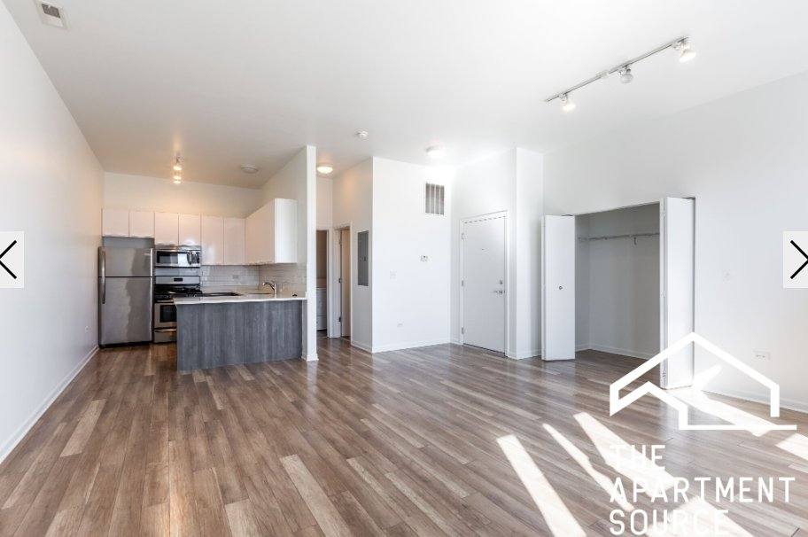 Apartment for rent at 2700 W N Ave #2, Chicago, IL 60647