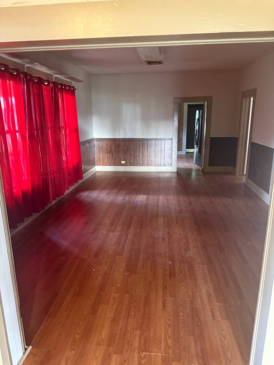 House for rent at 465 S 4th St, Silsbee, TX 77656