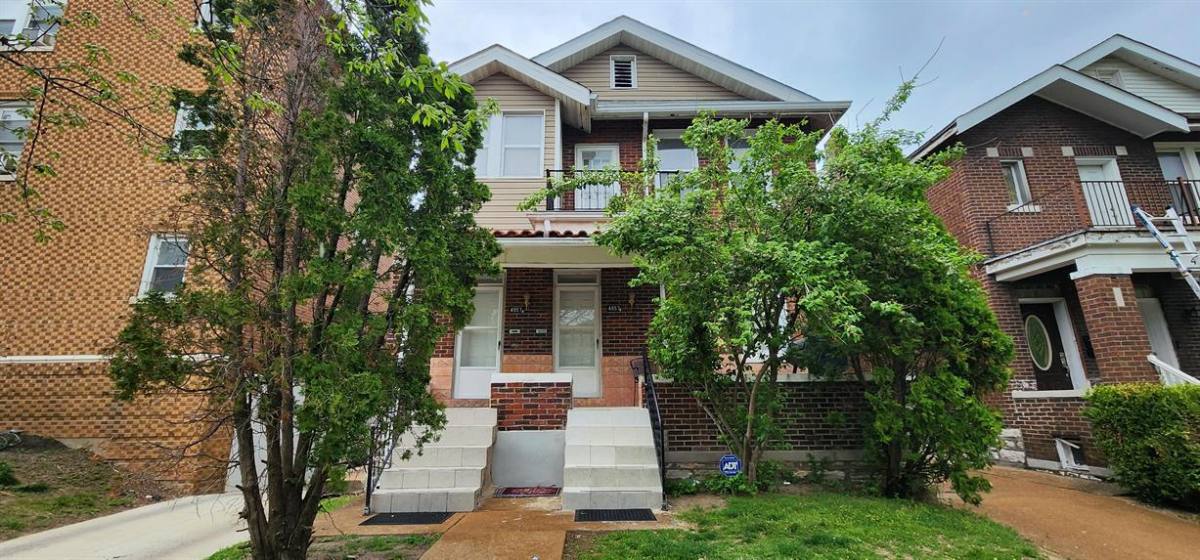 Apartment for rent at 4957 Winona Ave #A 2F, Saint Louis, MO 63109