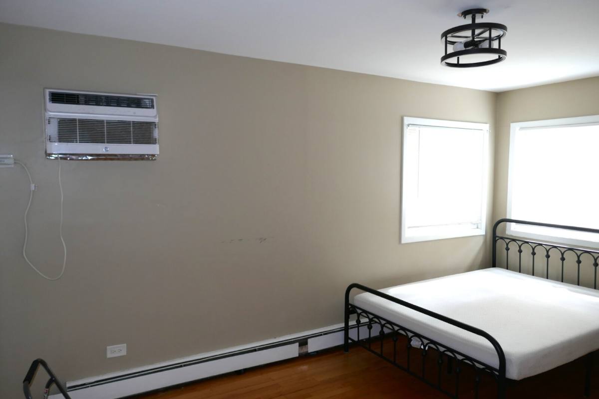 Condo for rent at 828 N Austin Blvd #3SW, Oak Park, IL 60302