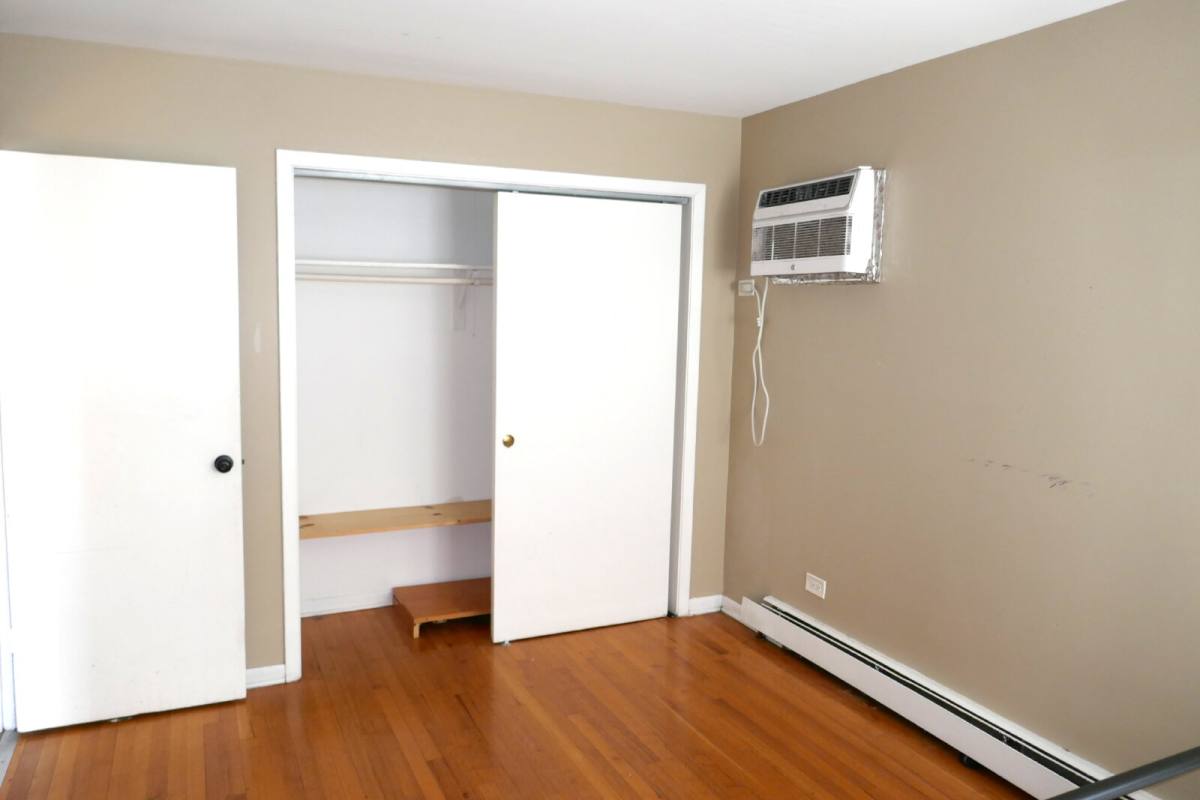Condo for rent at 828 N Austin Blvd #3SW, Oak Park, IL 60302