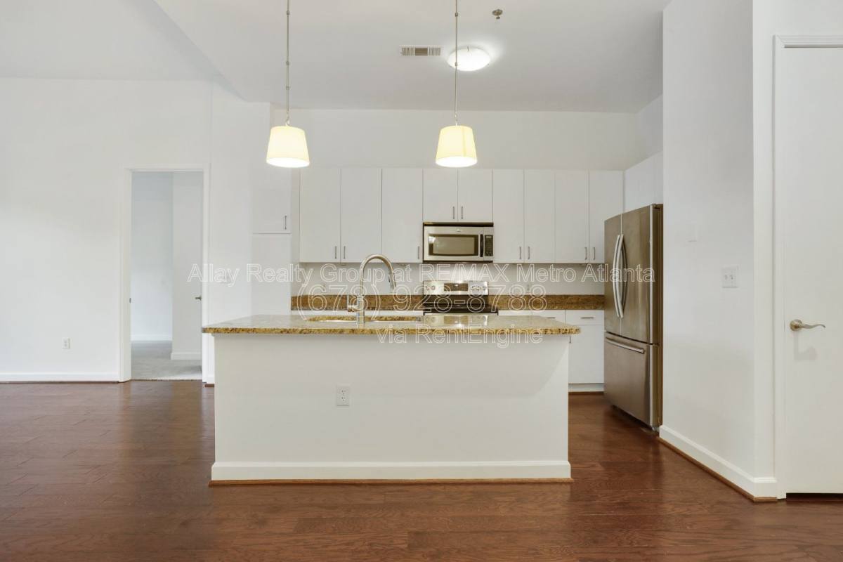 Condo for rent at 711 Cosmopolitan Dr NE #105, Atlanta, GA 30324