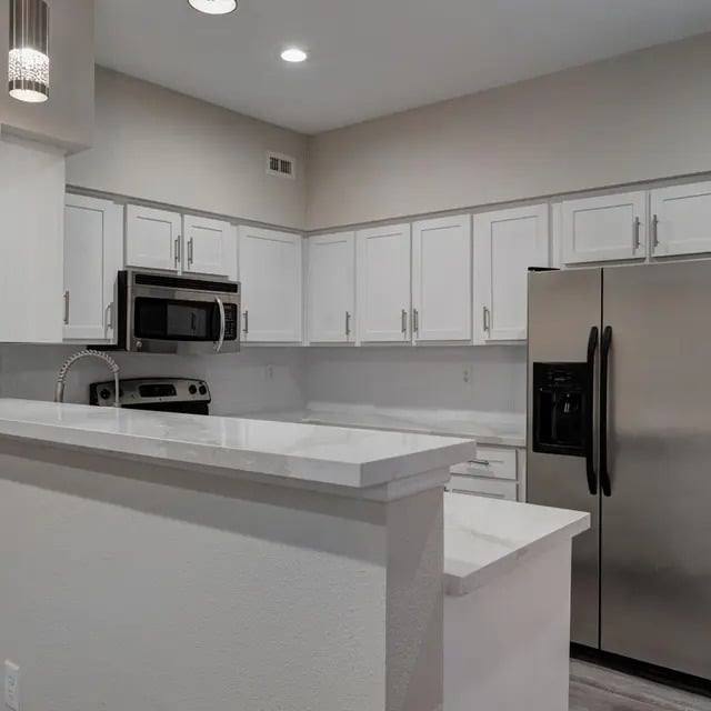 Apartment for rent at 2380 Bering Dr, Houston, TX 77057