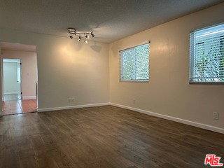 Apartment for rent at 36 Brooks Ave #D, Venice, CA 90291