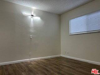 Apartment for rent at 36 Brooks Ave #D, Venice, CA 90291