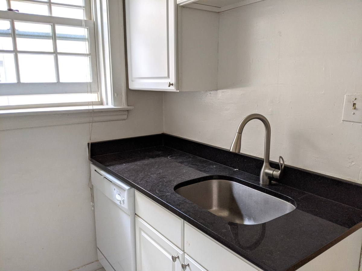 Apartment for rent at 1452 Oak Ave #3N, Evanston, IL 60201