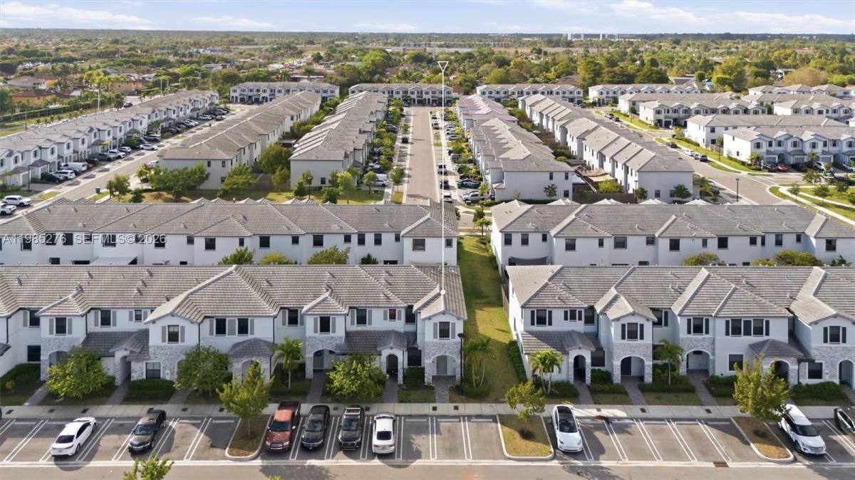 Townhouse for rent at 28702 SW 133rd Court, Homestead, FL 33033