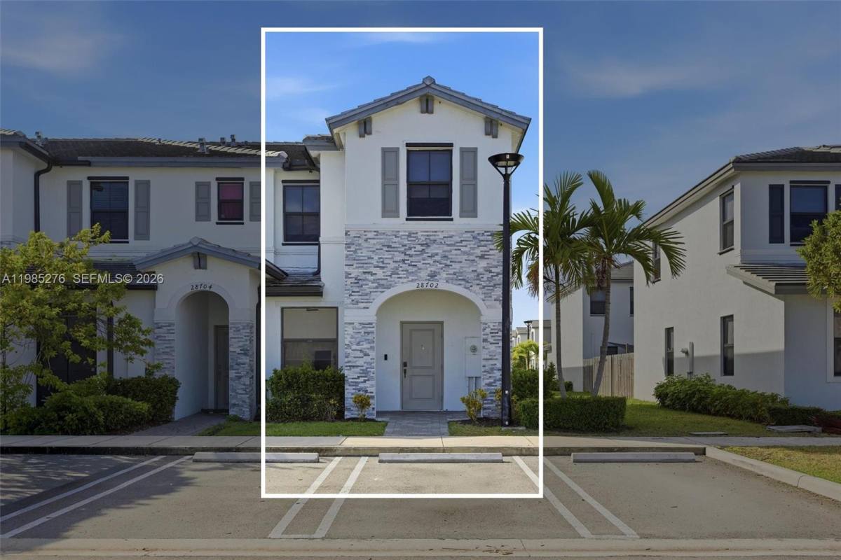 Townhouse for rent at 28702 SW 133rd Court, Homestead, FL 33033