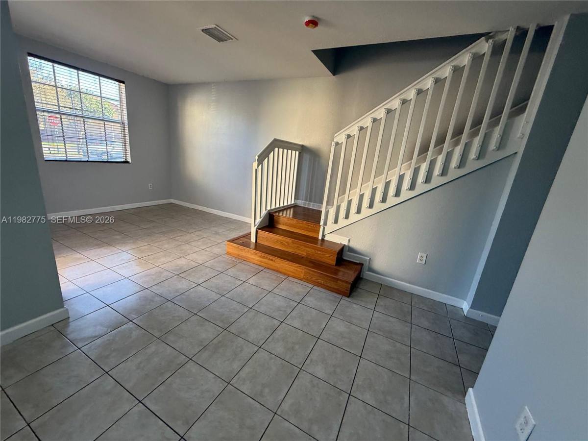 Townhouse for rent at 1690 NE 33rd Ave #6-106, Homestead, FL 33033
