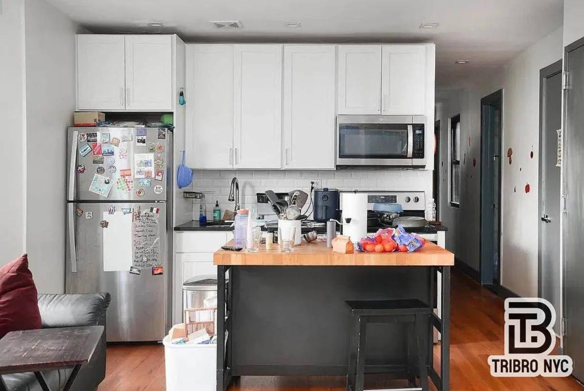 Apartment for rent at 181 Greenpoint Ave #3D, Brooklyn, NY 11222