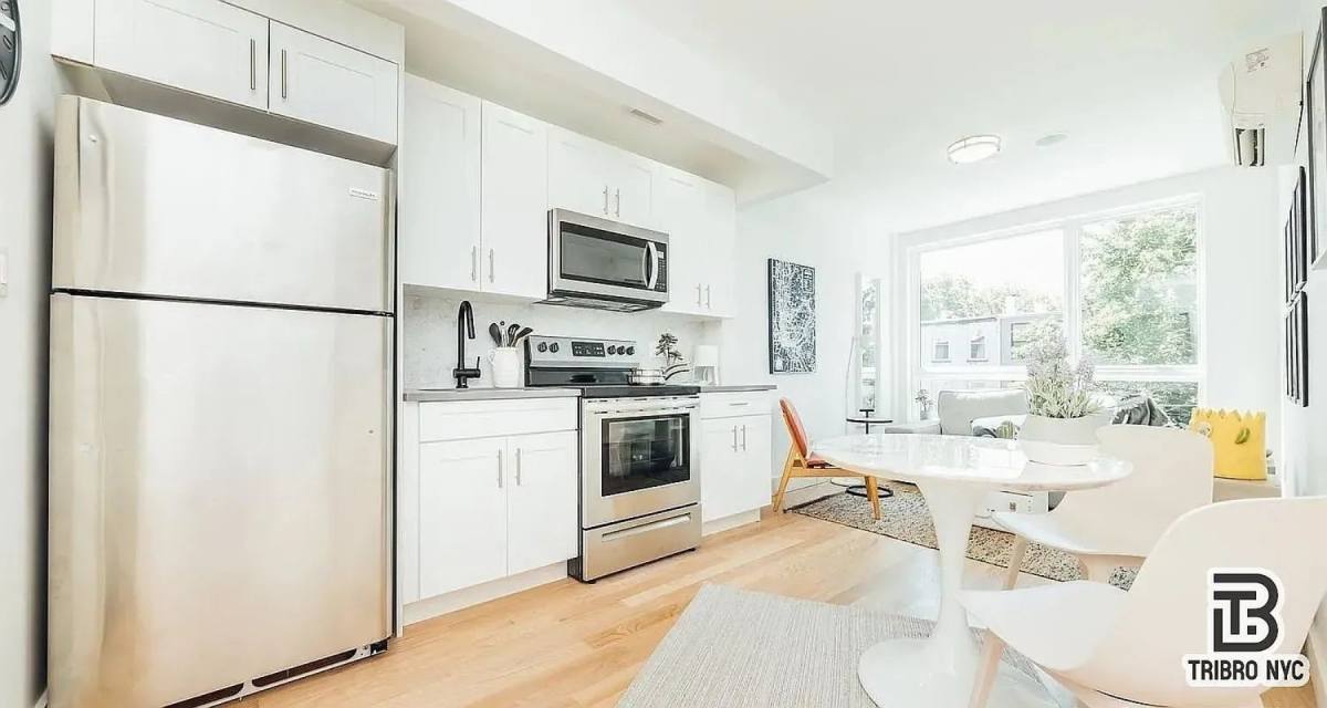 Apartment for rent at 9 Cook St #2F, Brooklyn, NY 11206