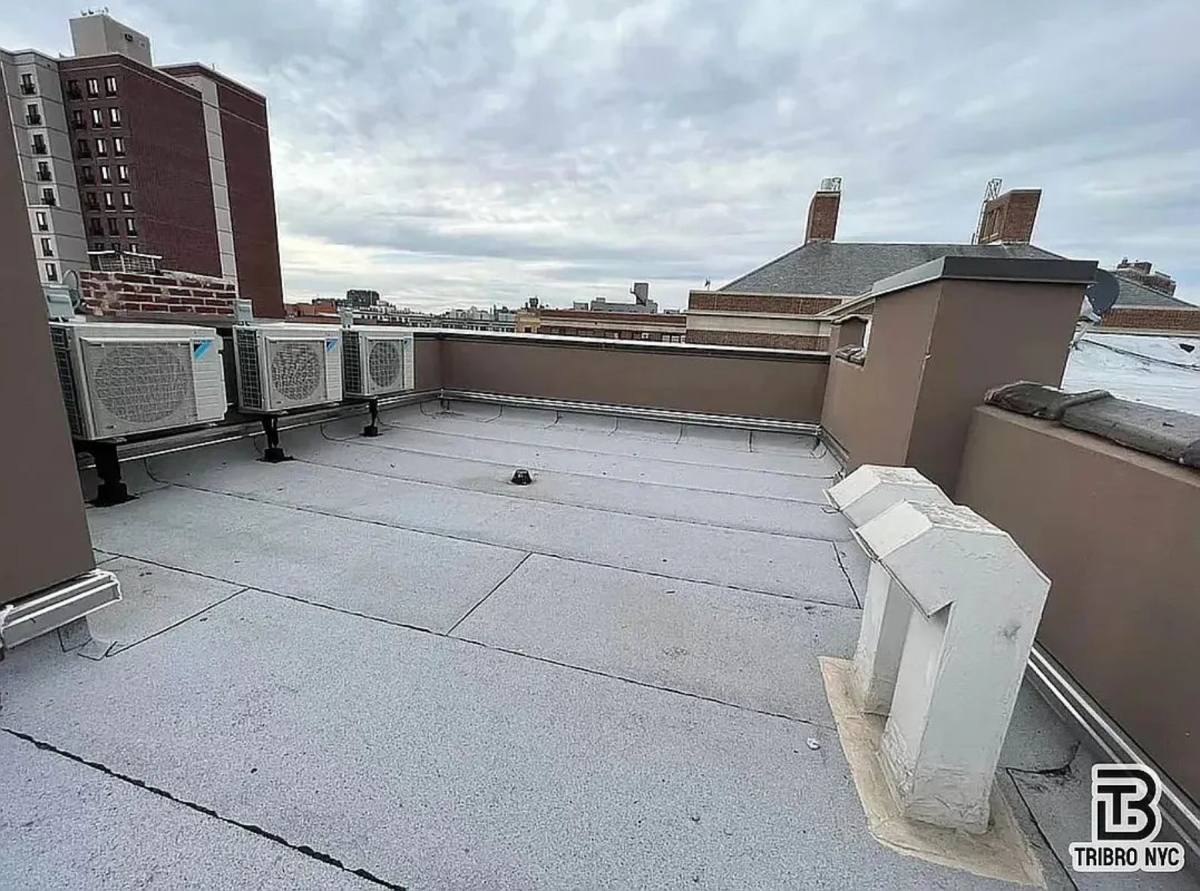 Apartment for rent at 9 Cook St #2F, Brooklyn, NY 11206