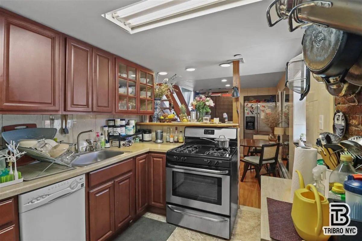 Apartment for rent at 197 Monitor St #1B, Brooklyn, NY 11211