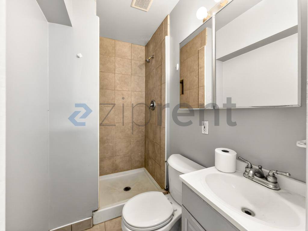 House for rent at 2755 Sanborn Ave #SINGLE, La Crescenta, CA 91214