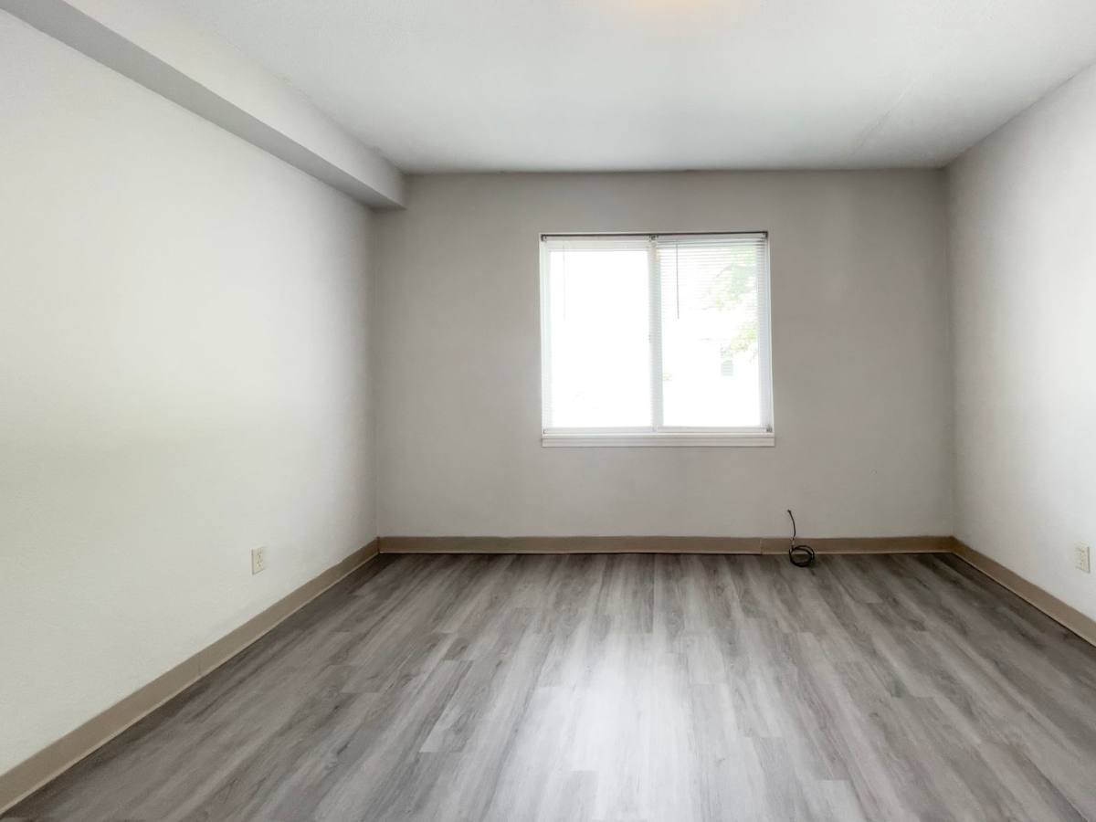 Apartment for rent at 1619 W Gilbert St, Muncie, IN 47303