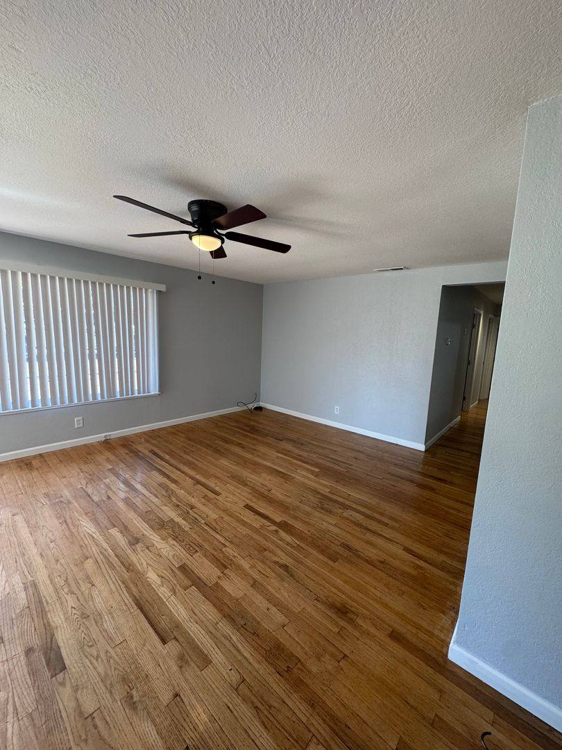 House for rent at 1129 Eugene Ave, Shasta Lake, CA 96019