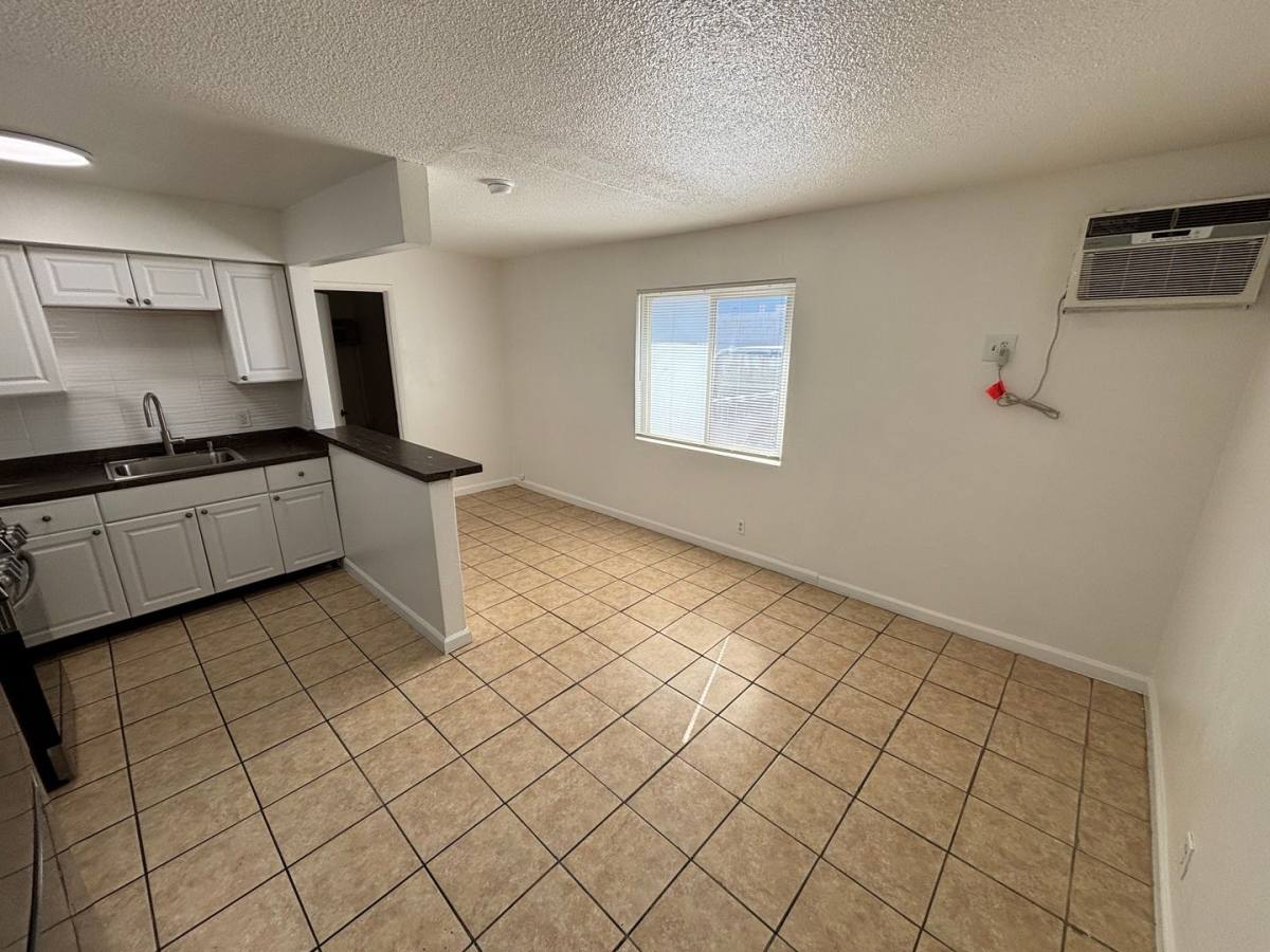 House for rent at 239 W Philadelphia Ave, Las Vegas, NV 89102