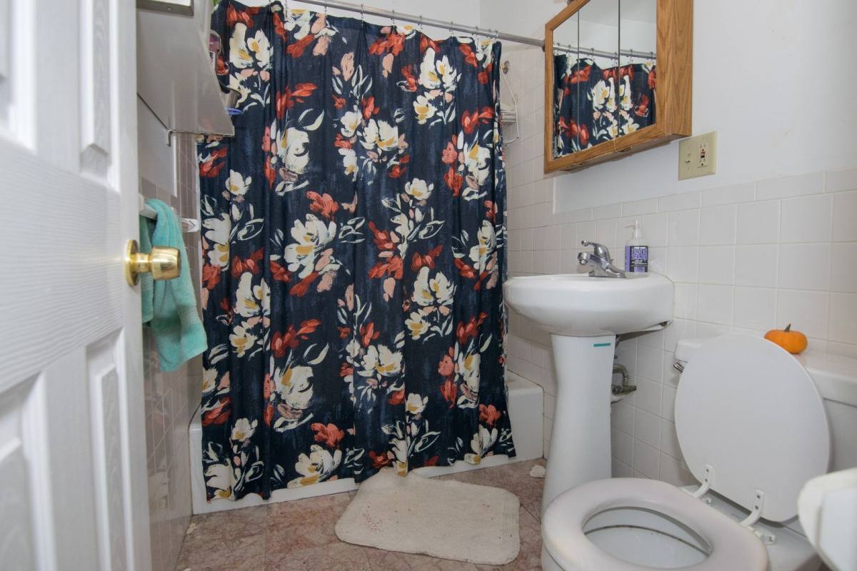 House for rent at 33 Ergremont, Brighton, MA 02135