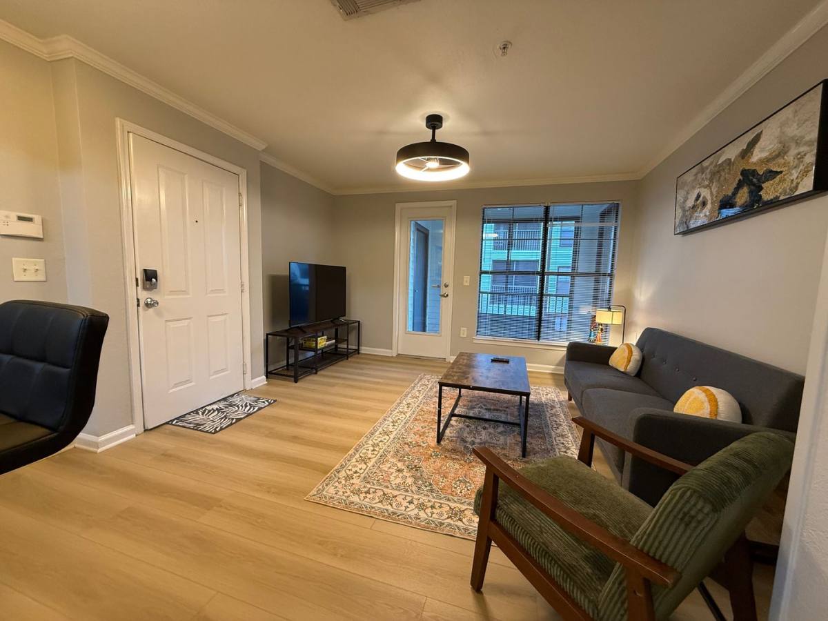 Apartment for rent at 211 N Ave, Athens, GA 30601