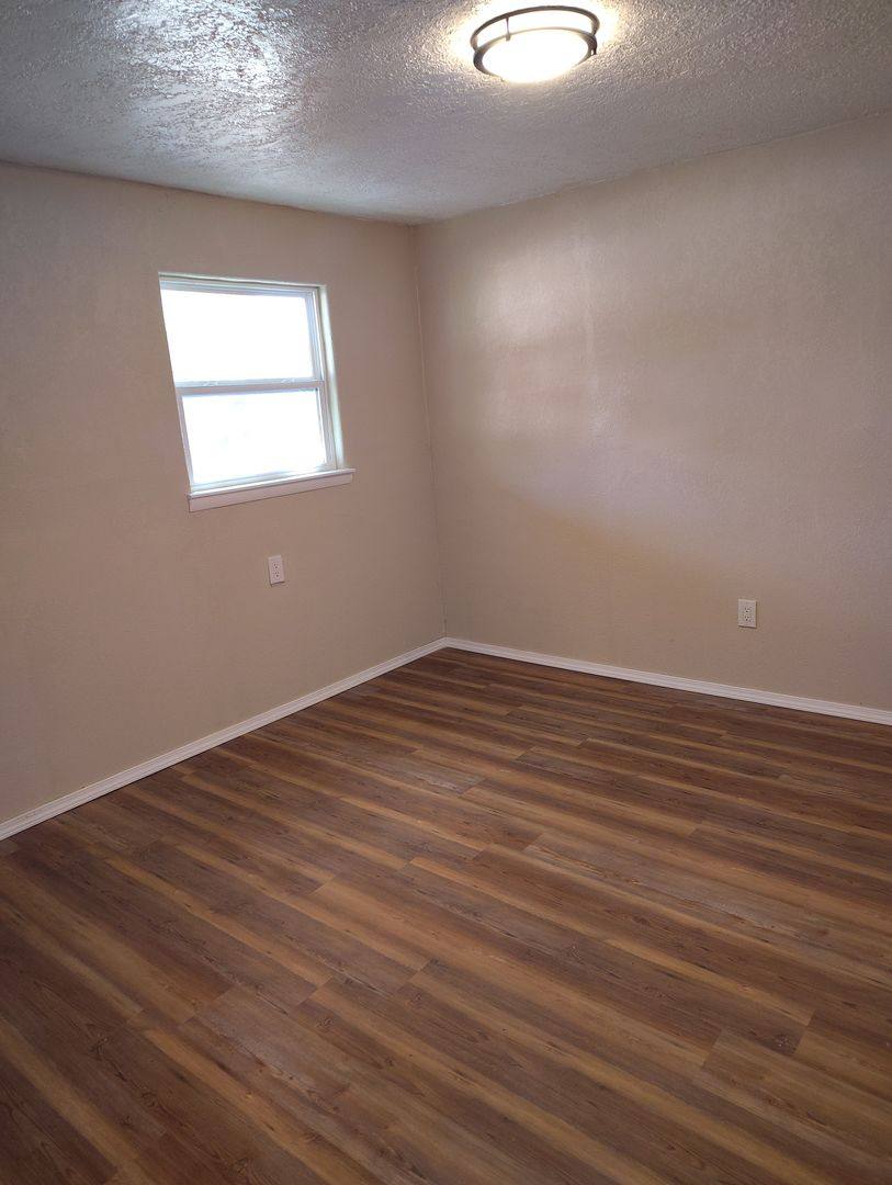 House for rent at 602 S Woody Dr, Roswell, NM 88203