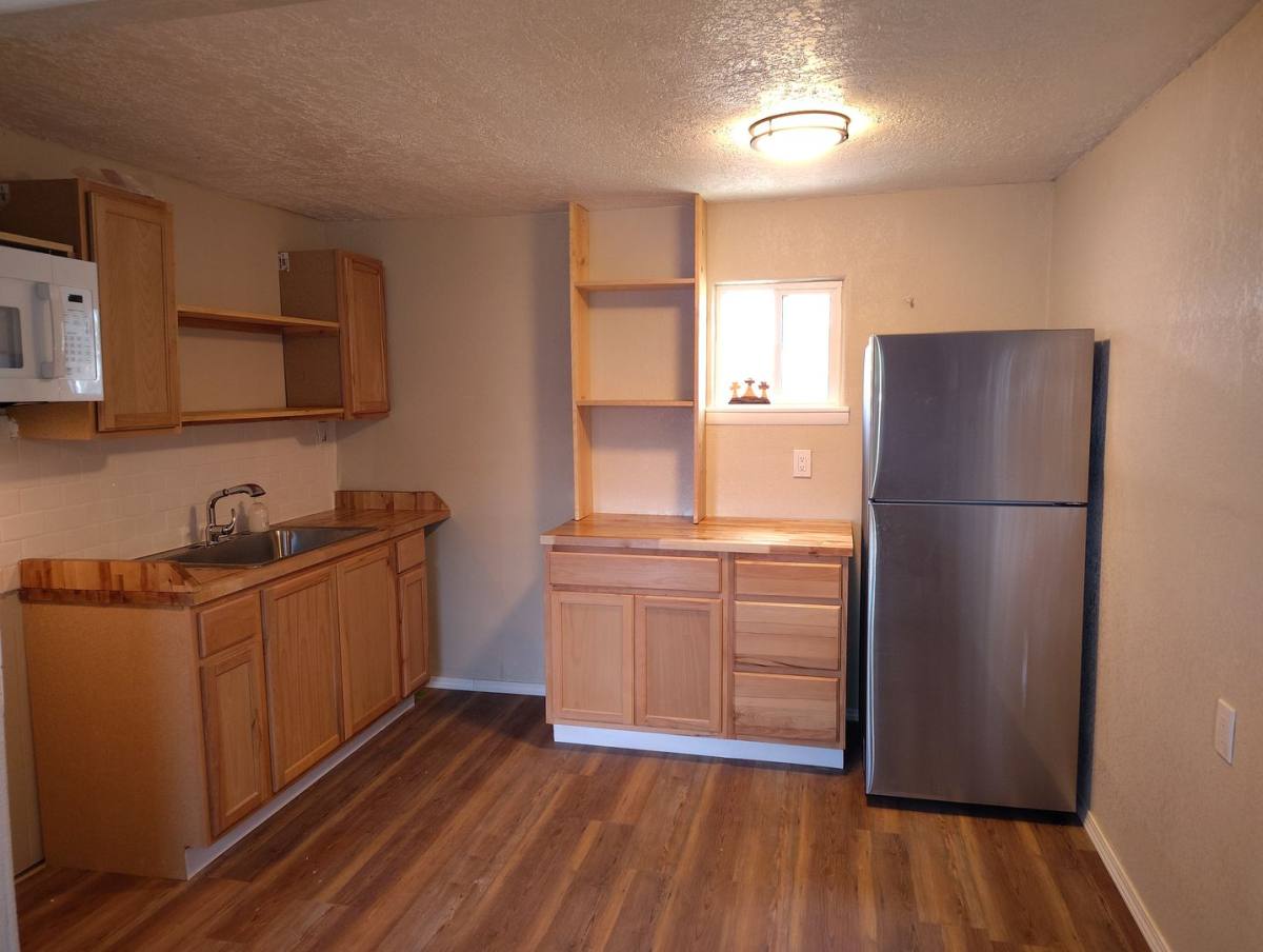 House for rent at 602 S Woody Dr, Roswell, NM 88203
