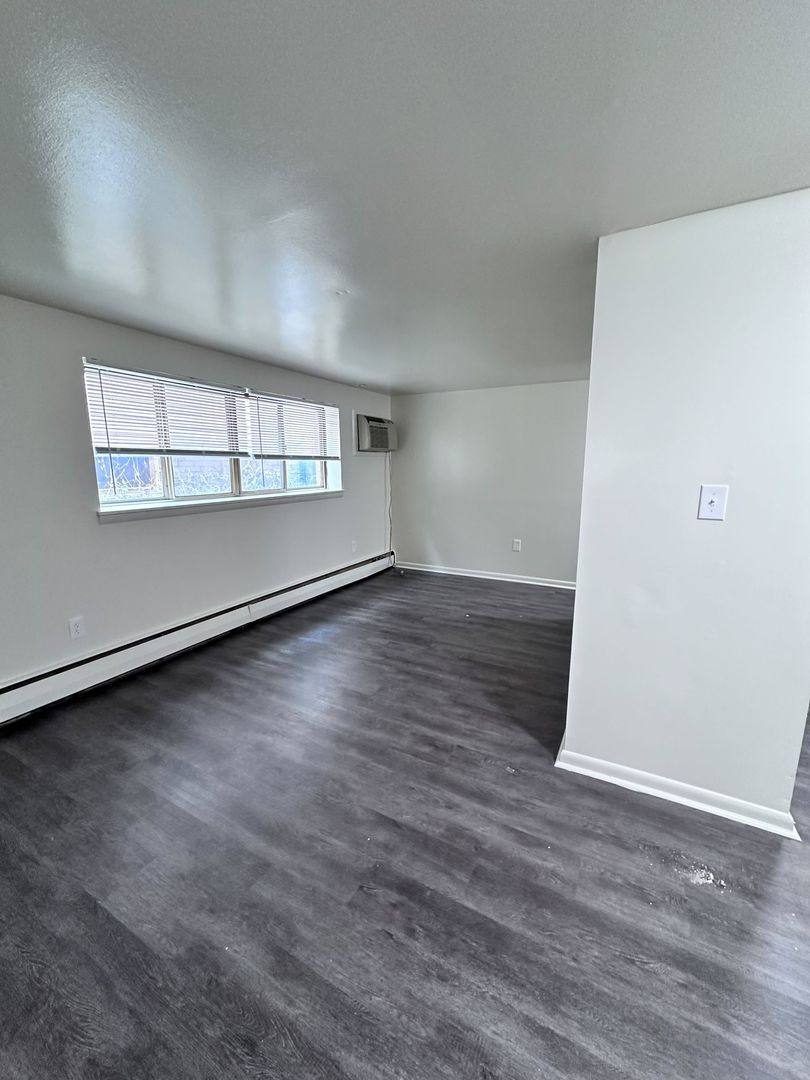 Apartment for rent at 427 Wayne St, Beaver, PA 15009