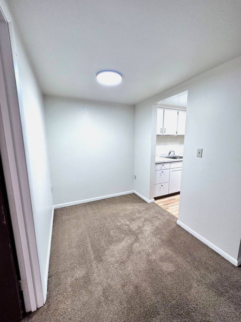 Apartment for rent at 427 Wayne St, Beaver, PA 15009