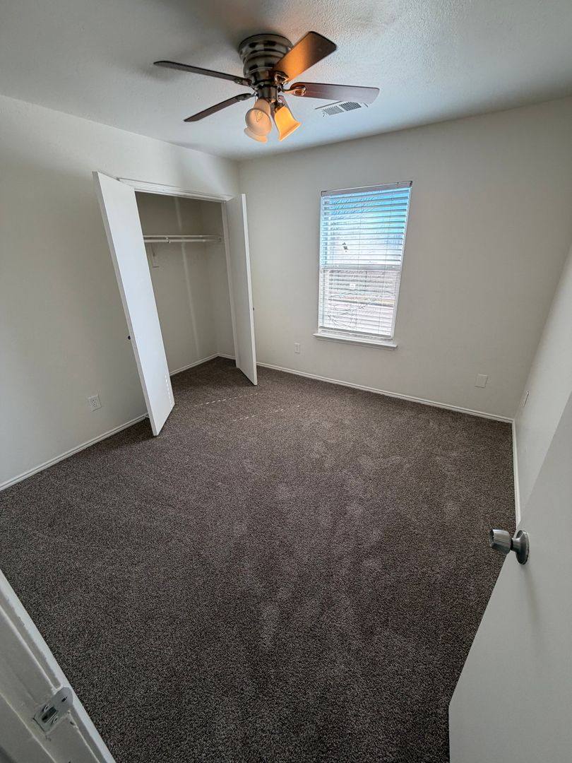 House for rent at 1106 Nuevo Leon Plaza, Dallas, TX 75211