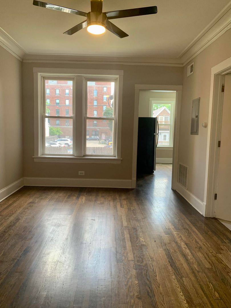 Apartment for rent at 3225 W Division, Chicago, IL 60651