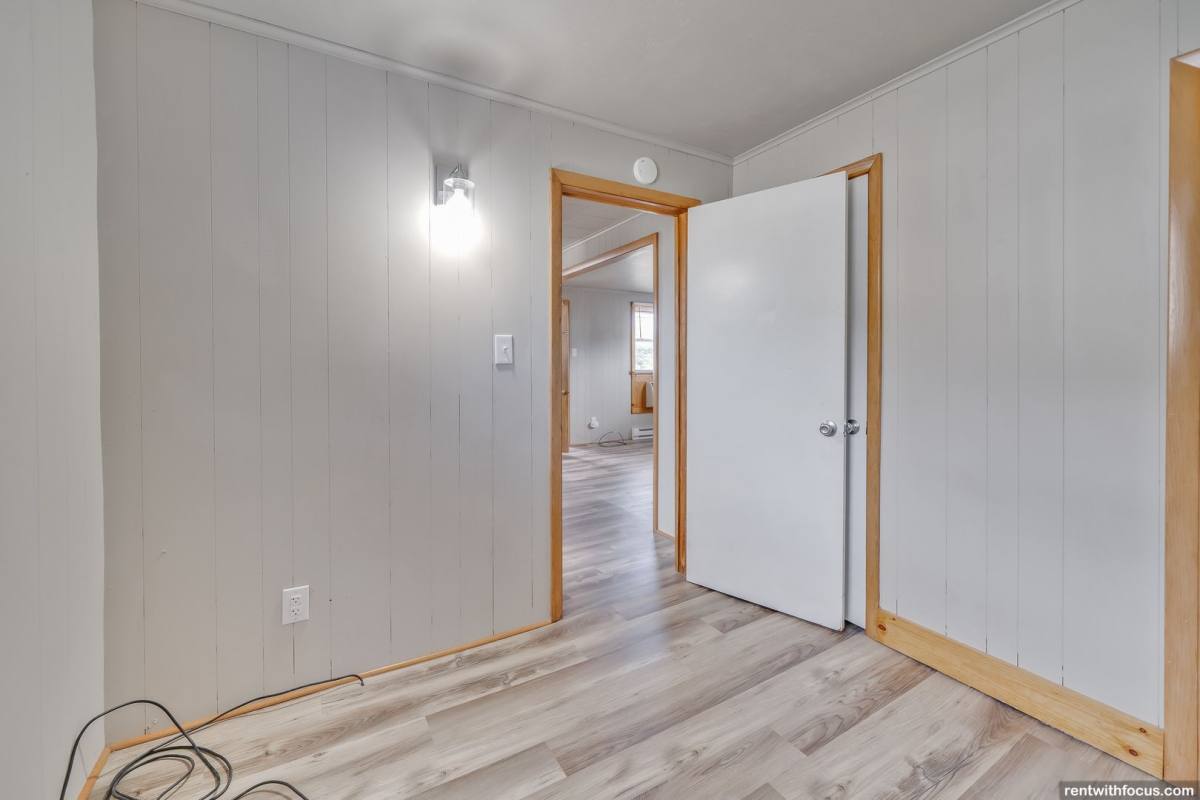 Apartment for rent at 227 Garfield Ave, Menasha, WI 54952
