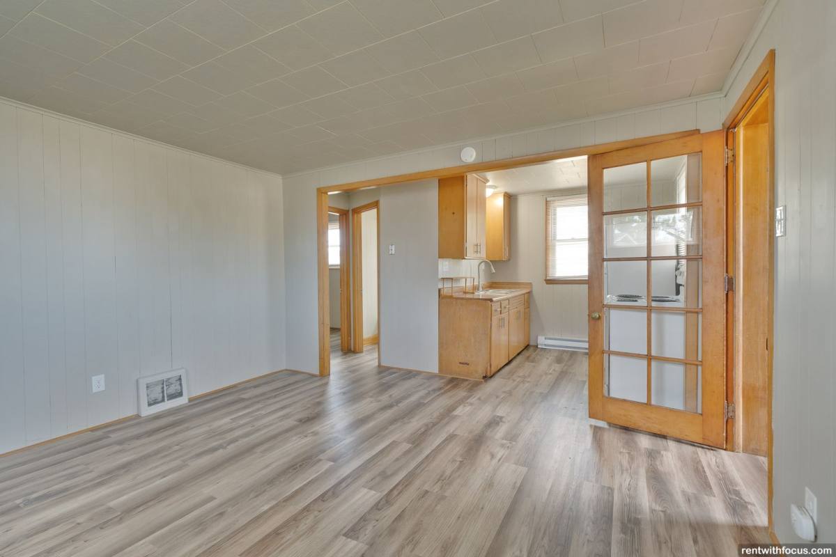 Apartment for rent at 227 Garfield Ave, Menasha, WI 54952