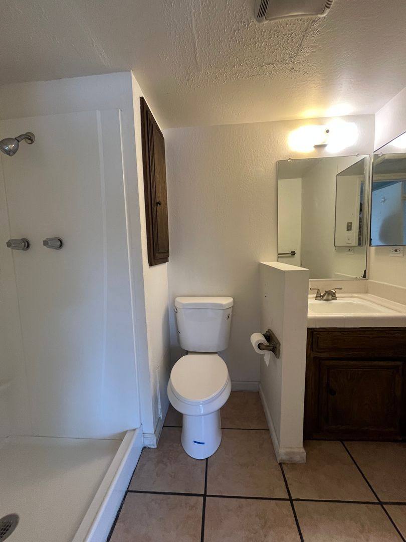 Condo for rent at 18241 Saint Andrews Dr, Tehachapi, CA 93561