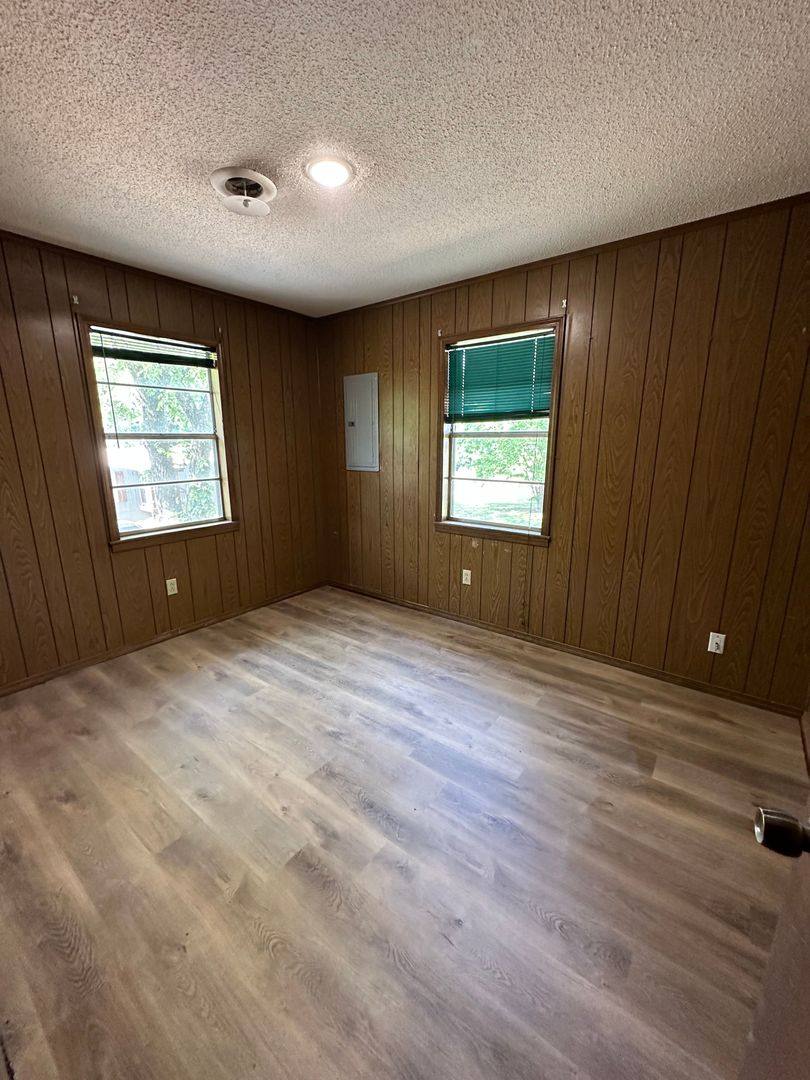 House for rent at 1515 Oak Grove Rd, Van Buren, AR 72956