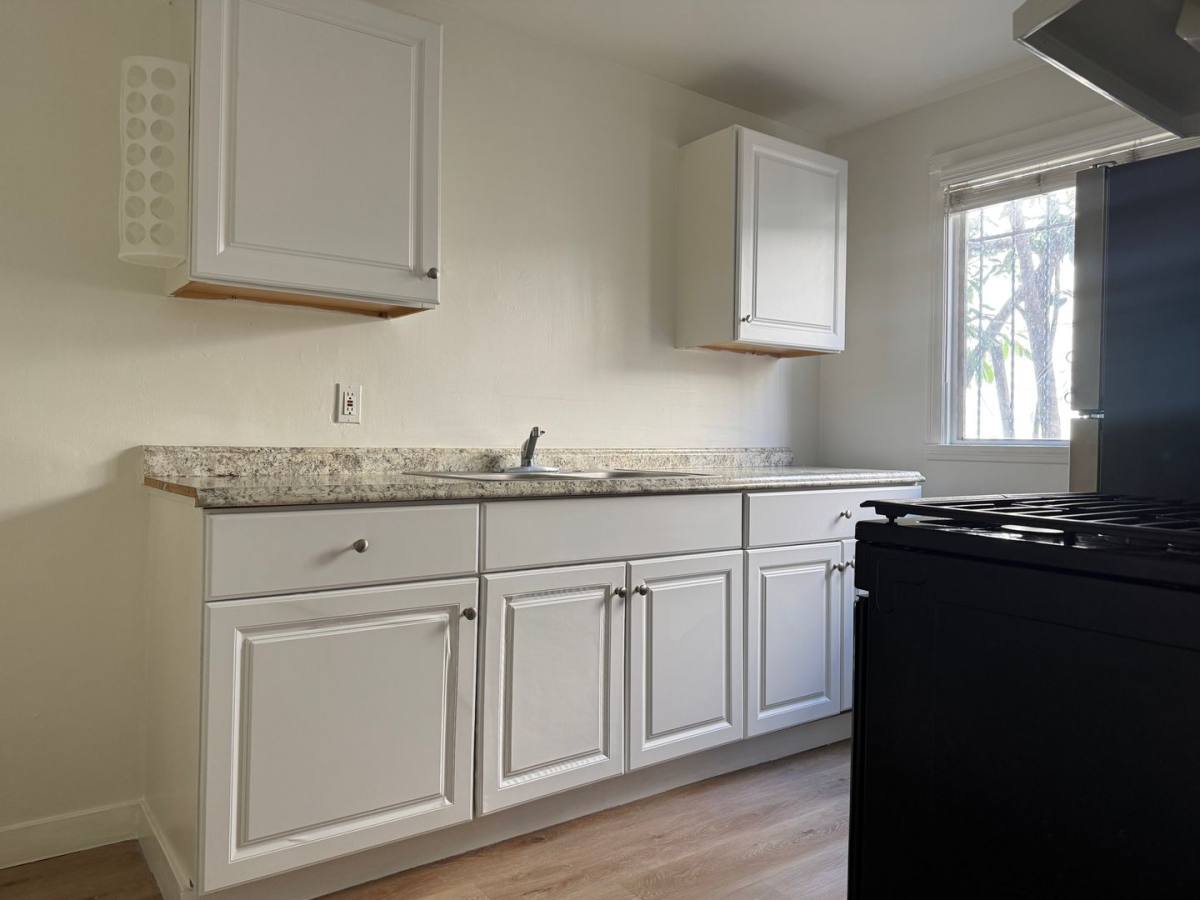 Apartment for rent at 2200 Toberman St, Los Angeles, CA 90007