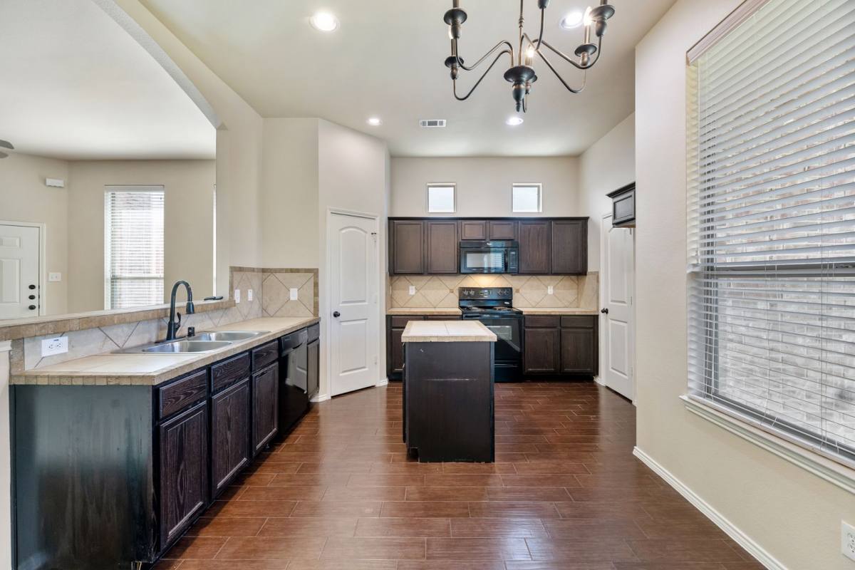 Townhouse for rent at 341 Orbit Dr, Lavon, TX 75166