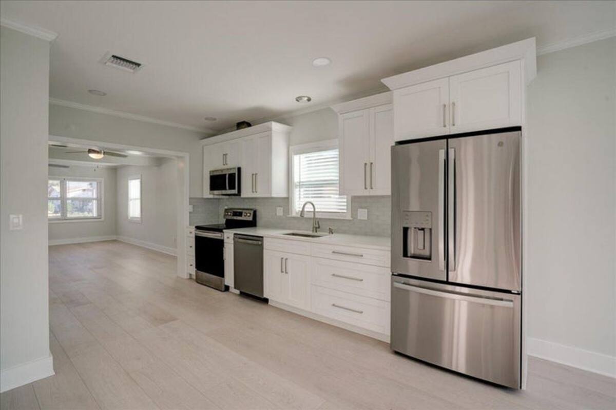 House for rent at 320 NW 6th Ave, Delray Beach, FL 33444